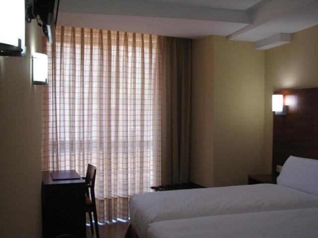 Hotel Ruta De La Plata De Asturias Pola de Lena Phòng bức ảnh